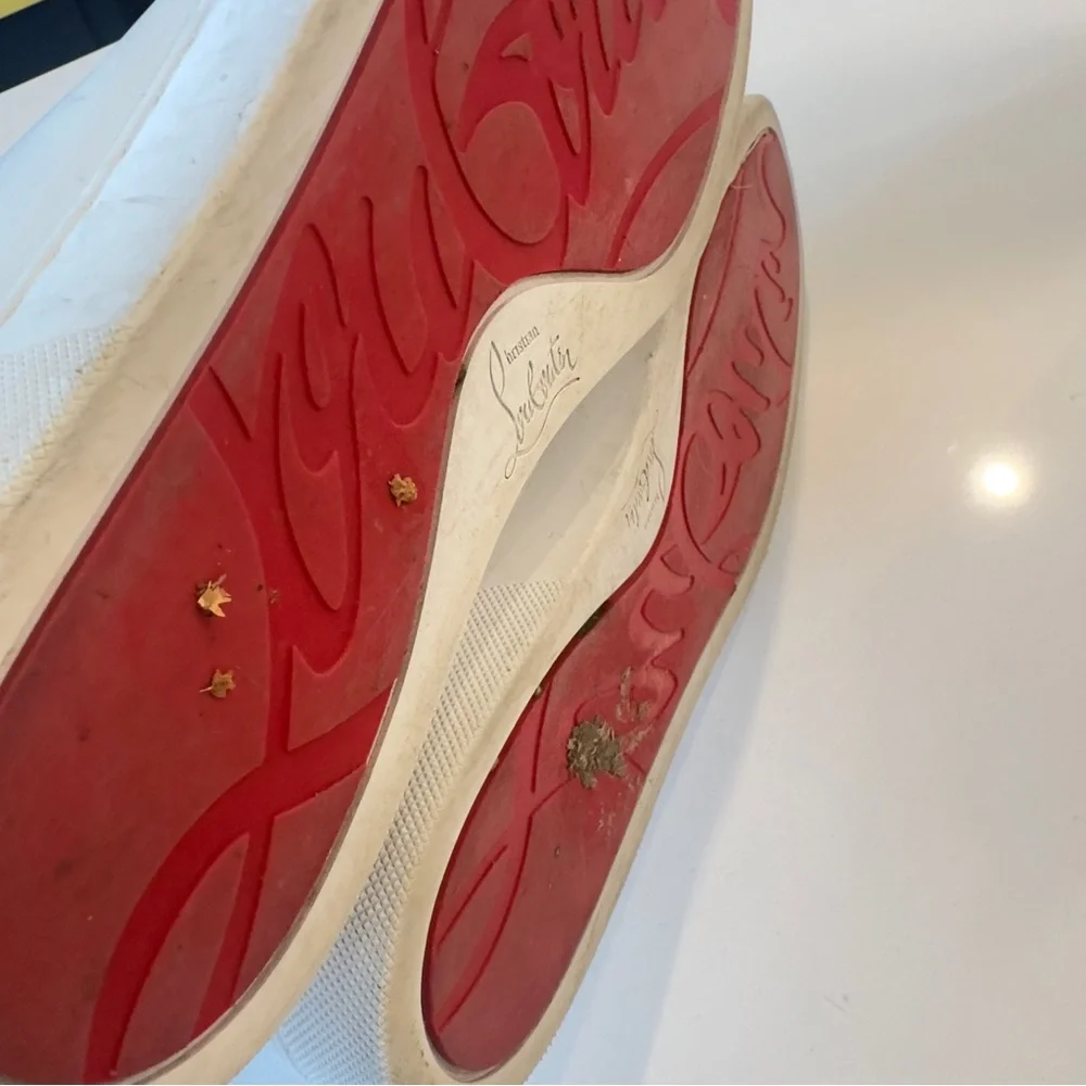 Christian Louboutin Beige Interior Detail - Picture 6 of 6